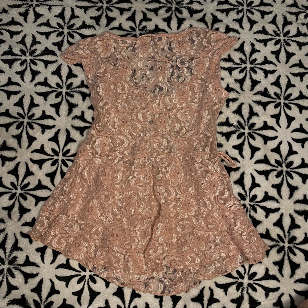 Pink Rue 21 Top - Picture 2 of 4